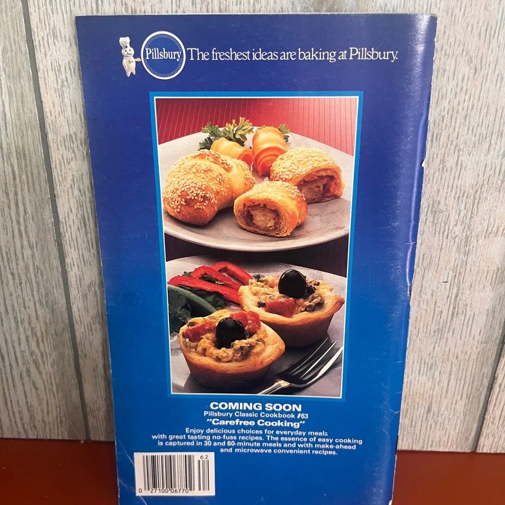 Vtg 1986 Pillsbury Bake-Off Cookbook 100 Winning Recipes Classic No 62‎ Special